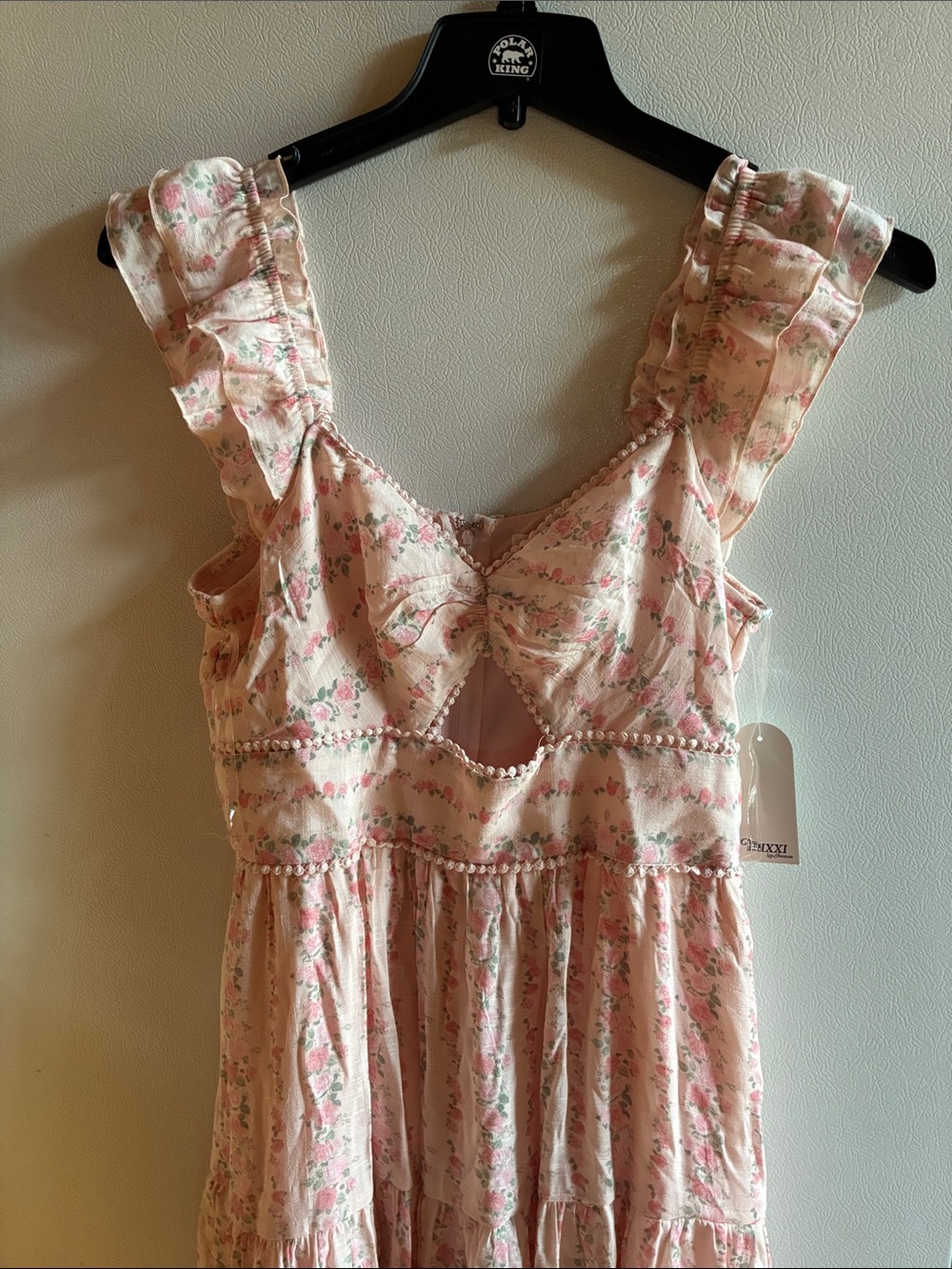 Cottage core feminine ditsy floral midi dress - Picture 11 of 14